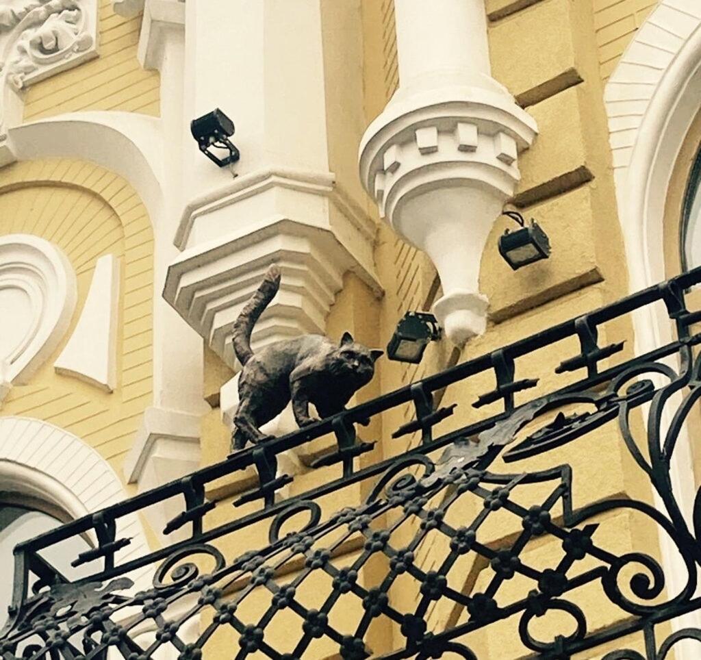 НОВАЯ КРАСИВАЯ квартира. Черкассы Экстерьер фото